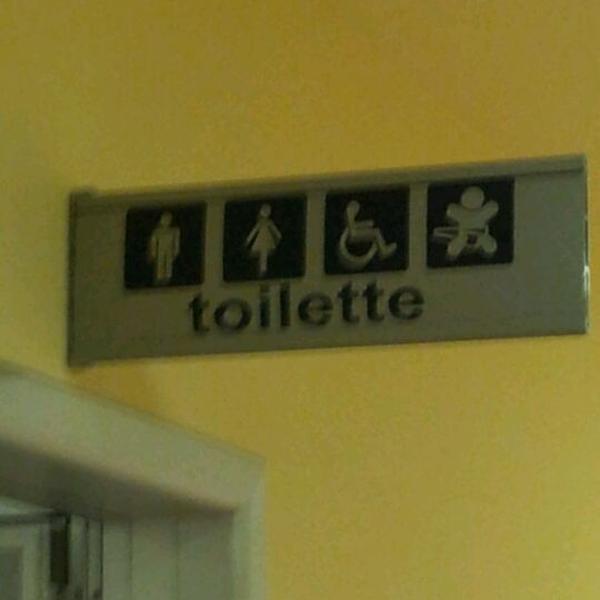 Photo taken at Bennet by Emanuele F. on 3/18/2012