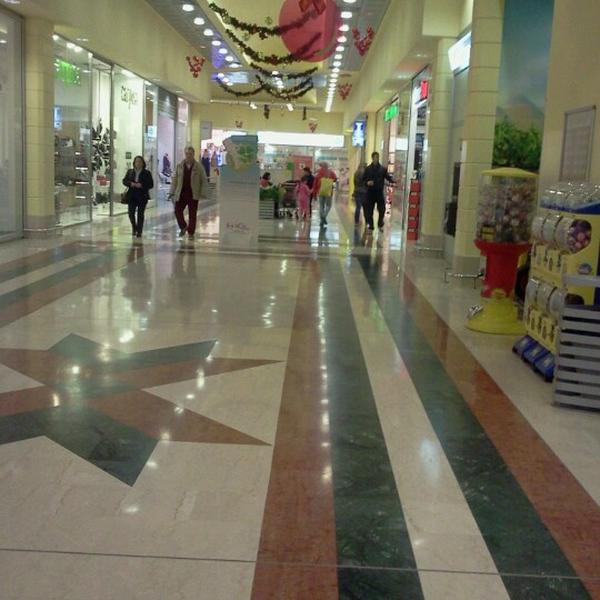 Photo taken at Bennet by Sandro P. on 11/10/2012