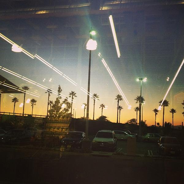 Photo taken at Whole Foods Market by André L. on 7/17/2013-加尼福尼亚奥克斯纳德镇中心街道650(中收集在河滨公园) Photo taken at Whole Foods Market by André L. on 7/17/2013