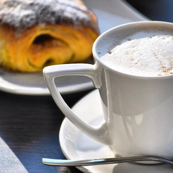 Photo taken at Auchan by antonio v. on 3/22/2013-意大利西西里岛卡塔尼亚外卡塔尼亚 Photo taken at Auchan by antonio v. on 3/22/2013