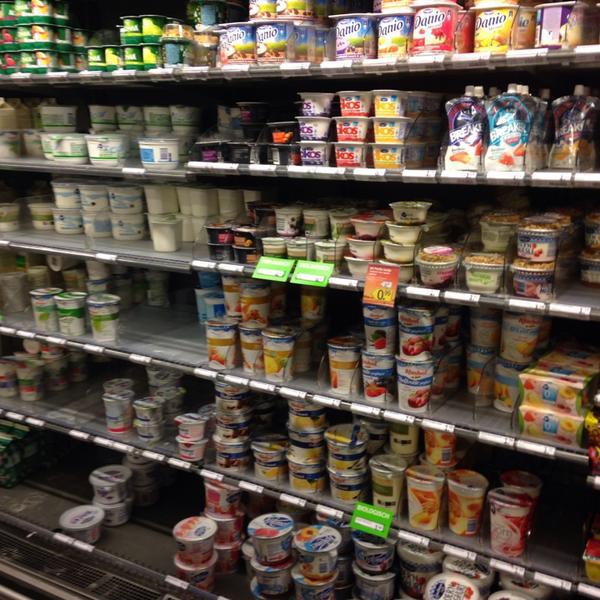 Photo taken at Albert Heijn by Mirko M. on 7/28/2014-荷兰阿姆斯特丹腓特烈亨利街81号 Photo taken at Albert Heijn by Mirko M. on 7/28/2014