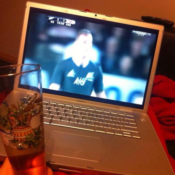 New World超市北帕莫斯顿店 新西兰玛纳瓦图-格努伊山北帕默斯顿市阿尔伯特街百老汇大道New World超市