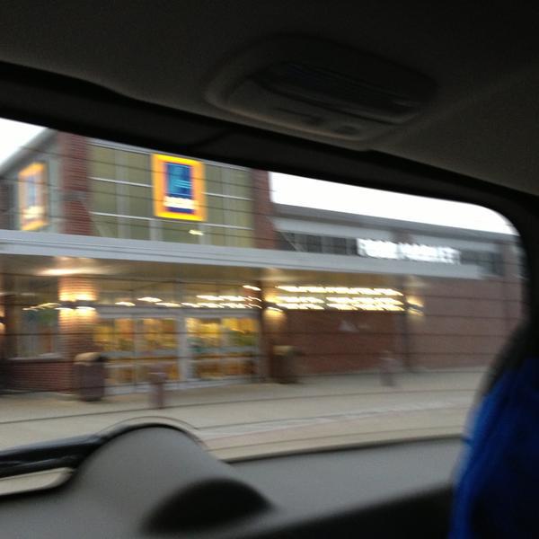 Photo taken at Aldi by Hector P. on 5/11/2013