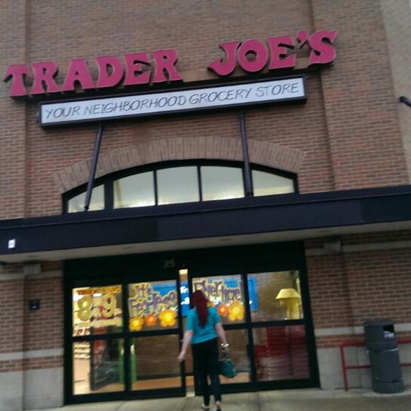 Photo taken at Trader Joe's by Jesse B. on 5/12/2014-伊利诺州拉格兰奇市奥格登大道拉格兰奇路北25号 Photo taken at Trader Joe's by Jesse B. on 5/12/2014