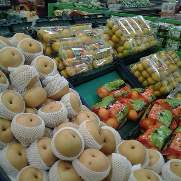 Photo taken at 롯데마트 (LOTTE Mart) by H.J on 8/26/2012-全北全州完山区240乐天超市 Photo taken at 롯데마트 (LOTTE Mart) by H.J on 8/26/2012