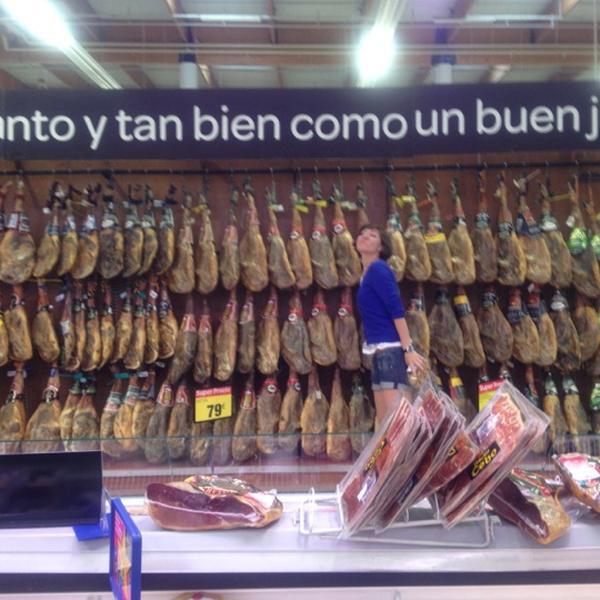 Photo taken at Carrefour El Saler by Anya L. on 11/20/2012-西班牙巴伦西亚洛佩兹皮尼罗教授大道16号 Photo taken at Carrefour El Saler by Anya L. on 11/20/2012