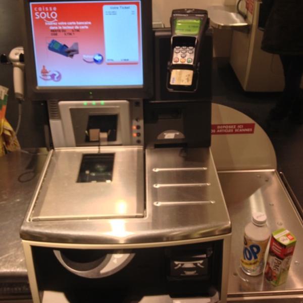 Photo taken at Monoprix by Herve K. on 12/6/2012-法国布洛涅比扬古饶勒斯大道187号 Photo taken at Monoprix by Herve K. on 12/6/2012