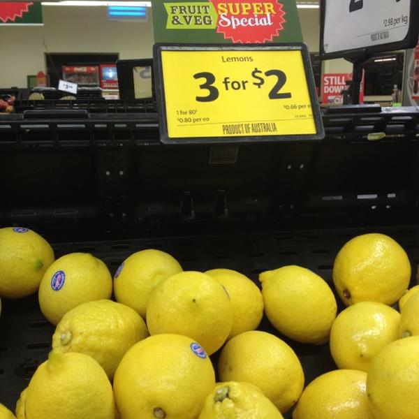 Photo taken at Coles Rising Sun by tsvnq on 3/12/2012-昆士兰州4812 曼丁布朗 罗斯河路(博文路)10-14号 Photo taken at Coles Rising Sun by tsvnq on 3/12/2012