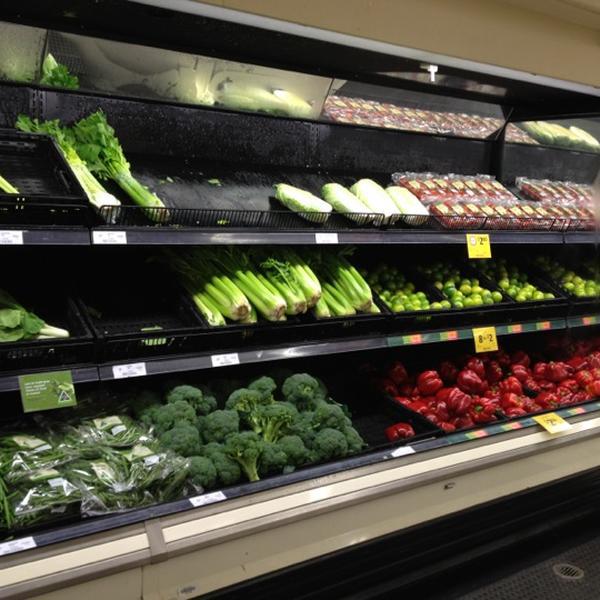 Photo taken at Coles Rising Sun by tsvnq on 3/20/2012