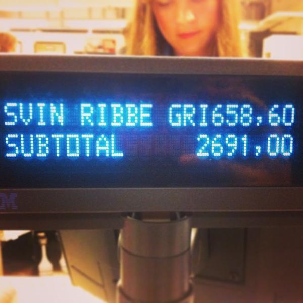 Photo taken at Meny by Therese B. on 12/13/2013