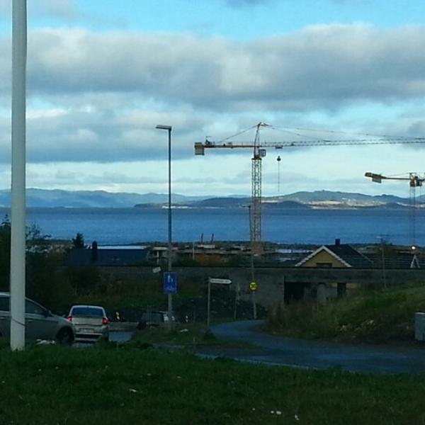 Photo taken at Kiwi by Anders K. on 10/7/2012