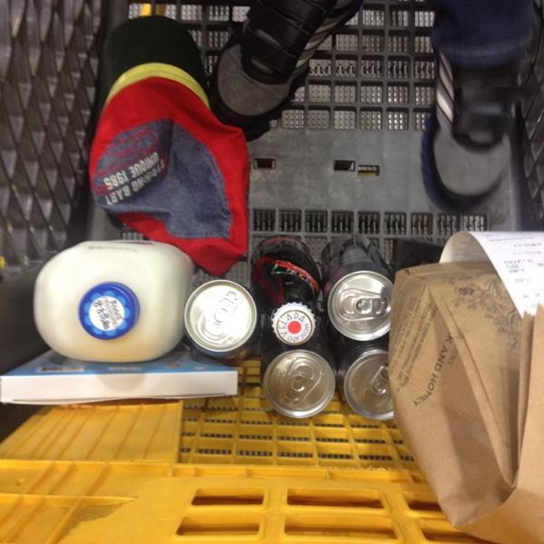 Photo taken at 이마트 (e-mart) by Jiksoo K. on 12/14/2012