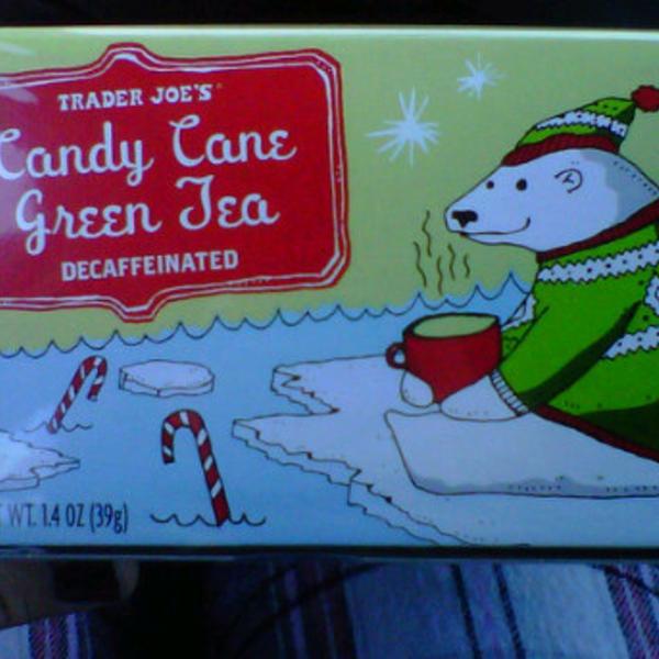 Photo taken at Trader Joe's by baby b. on 11/15/2011-加尼福尼亚太平洋丛林森林大道1170(普雷斯科特巷) Photo taken at Trader Joe's by baby b. on 11/15/2011