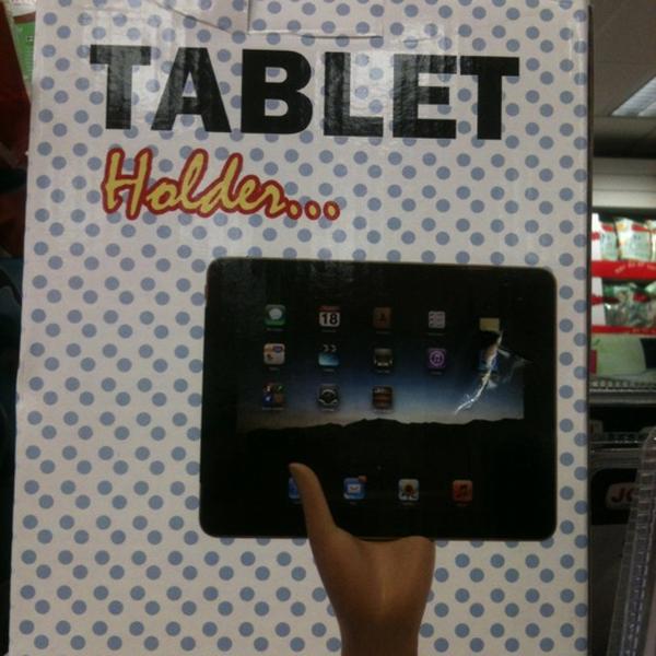 Photo taken at Fakta by Kristoffer W. on 12/13/2012