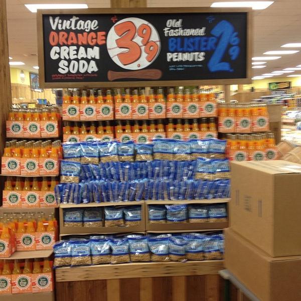 Photo taken at Trader Joe's by Ben S. on 4/11/2013-美国密歇根州安娜堡体育场大道西2398 Photo taken at Trader Joe's by Ben S. on 4/11/2013