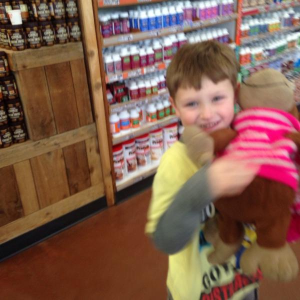 Photo taken at Trader Joe's by Monique C. on 5/6/2014-美国弗吉尼亚州莱斯顿拜伦卡梅隆大道11985 Photo taken at Trader Joe's by Monique C. on 5/6/2014