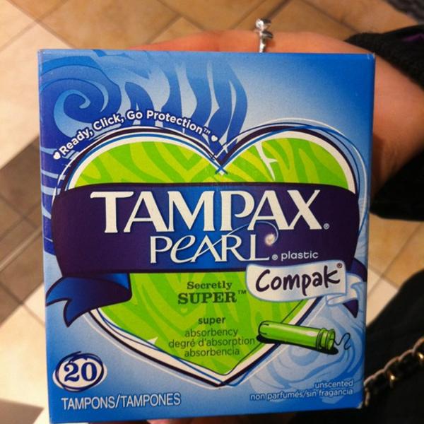 Photo taken at Shoppers Drug Mart by Craig P. on 12/10/2012-加拿大布兰普顿皮尔中心街道25 Photo taken at Shoppers Drug Mart by Craig P. on 12/10/2012