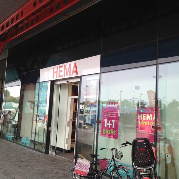 Photo taken at HEMA by Jos V. on 7/17/2013