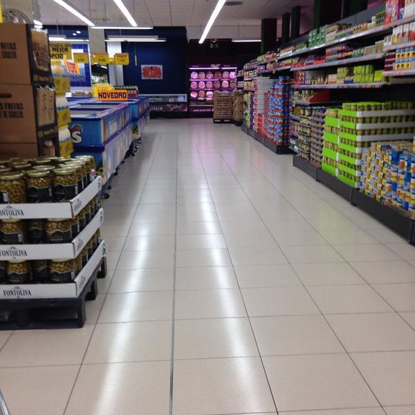 Photo taken at Mercadona by Fran S. on 8/18/2014