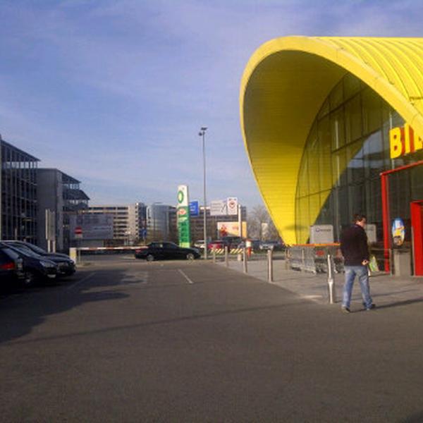 Photo taken at BILLA by Natascha L. on 3/27/2012