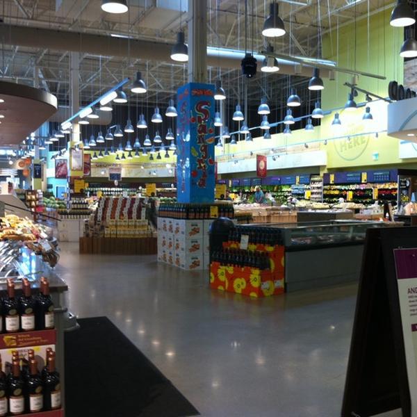 Photo taken at Whole Foods Market by Pearson S. on 6/15/2011-德克萨斯州达拉斯科技公园8190(在格林维尔大道) Photo taken at Whole Foods Market by Pearson S. on 6/15/2011