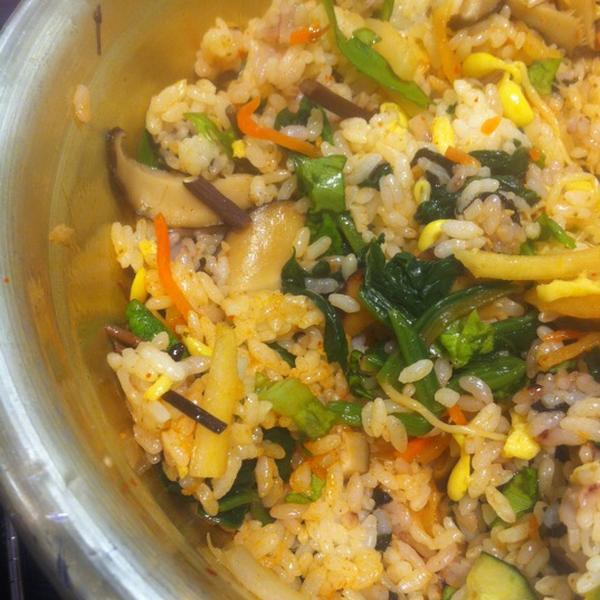 Photo taken at 푸드코트 at E-Mart by websarang on 11/2/2012