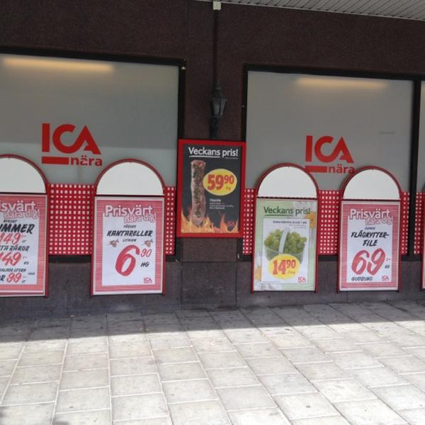 Photo taken at ICA Nära by Per K. on 8/7/2012