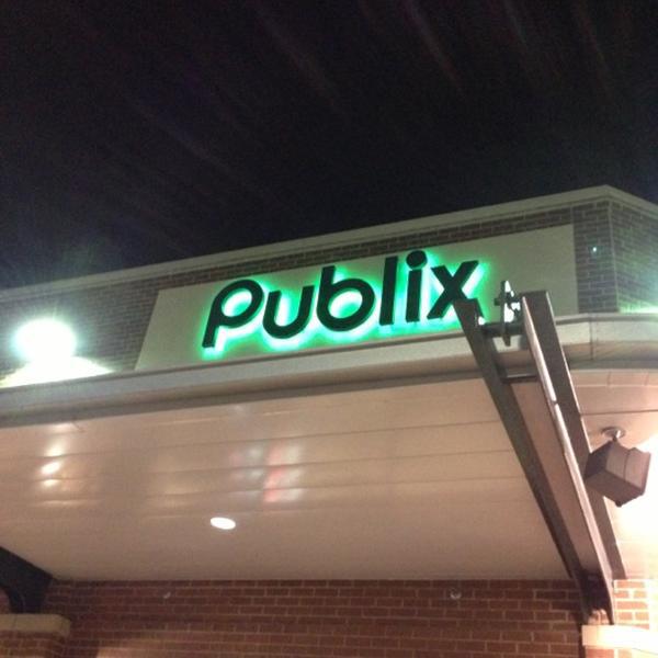 Photo taken at Publix by Chuck L. on 11/7/2012