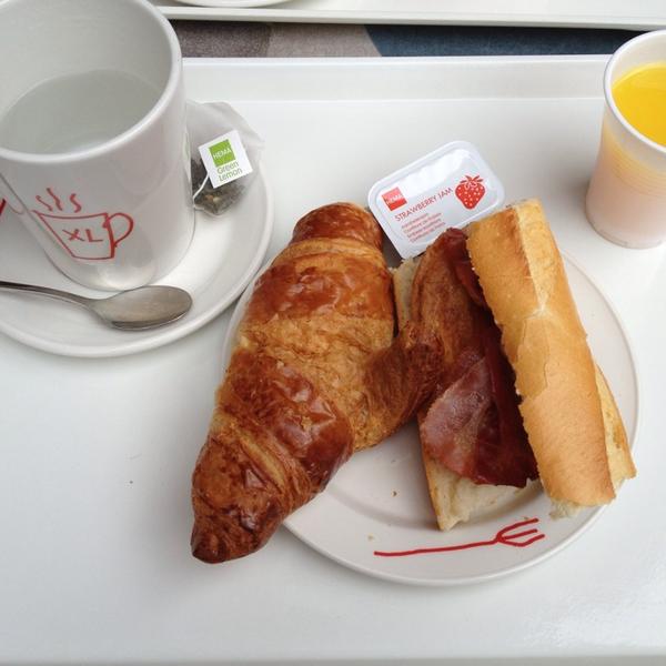 Photo taken at HEMA by Ilse on 8/31/2013