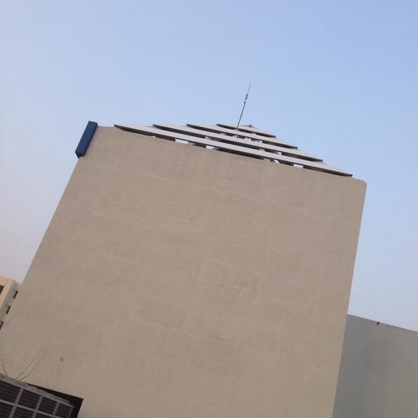 Photo taken at 홈플러스 (Home Plus) by Yoonseok H. on 1/17/2014-釜山市海云台区海云台海边路140号(海云台店) Photo taken at 홈플러스 (Home Plus) by Yoonseok H. on 1/17/2014