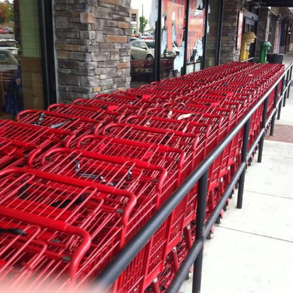 Photo taken at Trader Joe's by Dave B. on 4/2/2012-佐治亚州桑迪斯普林斯罗斯维尔路6277 Photo taken at Trader Joe's by Dave B. on 4/2/2012