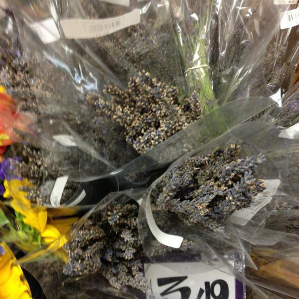 Photo taken at Trader Joe's by SoCal Gal on 7/18/2013-加尼福尼亚欧文欧文大道6222(在沙峡谷大道) Photo taken at Trader Joe's by SoCal Gal on 7/18/2013