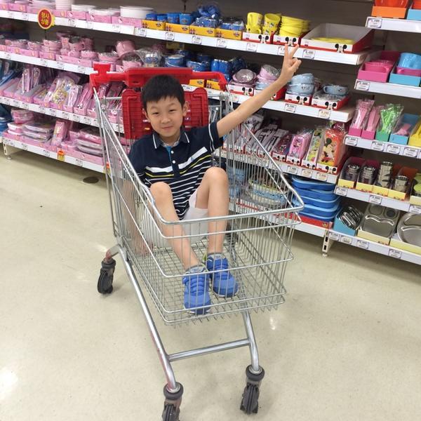 Photo taken at 홈플러스 (Home plus) by Anastasia L. on 7/1/2014-首尔市芦原区东一路204Ga路12号 Photo taken at 홈플러스 (Home plus) by Anastasia L. on 7/1/2014