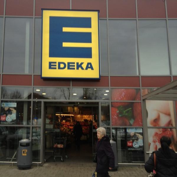 Photo taken at EDEKA Urbich by Danijela