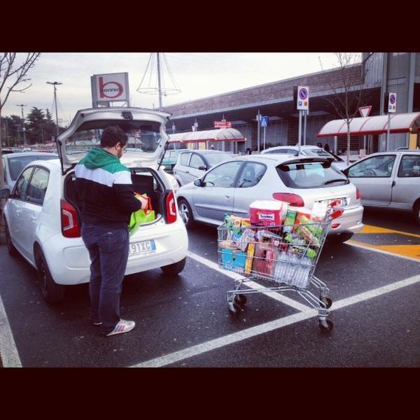 Photo taken at Bennet by Christian D. on 1/6/2014-意大利伦巴第里奥伦巴第大街 Photo taken at Bennet by Christian D. on 1/6/2014