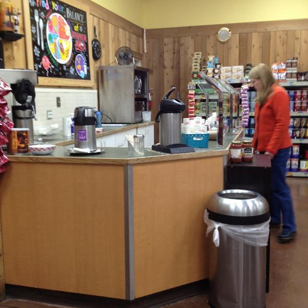 Photo taken at Trader Joe's by Marshall M. on 2/22/2013-美国加利福尼亚州费利蒙淘金路39324 Photo taken at Trader Joe's by Marshall M. on 2/22/2013