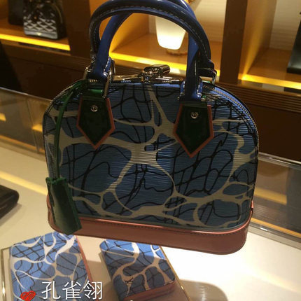 Louis Vuitton路易威登lv女包16新款拼接小号贝壳包手提包 限量款 Louis Vuitton路易威登lv女包16新款拼接小号贝壳包手提包 限量款