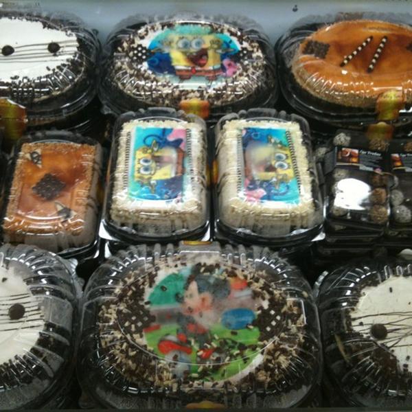 Photo taken at Mercadona by Stahl on 8/11/2012