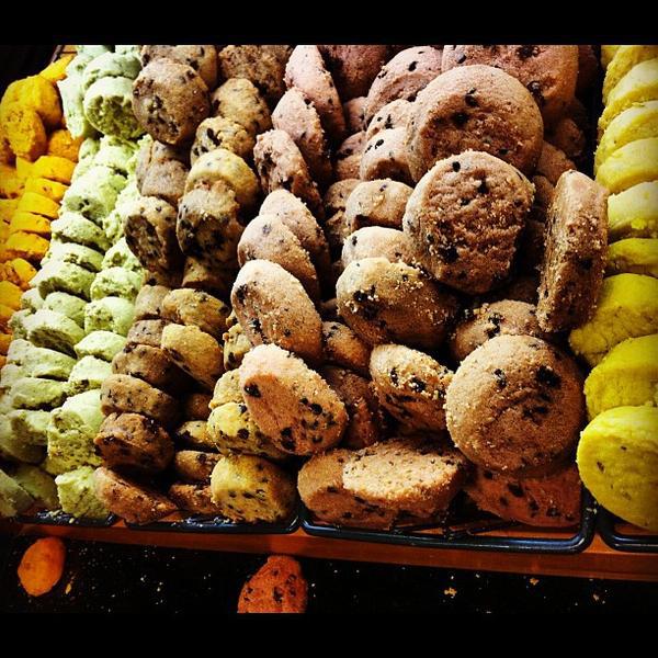 Photo taken at Whole Foods Market by Unmiserable C. on 8/6/2012-俄亥俄州大学锡达路13998号 Photo taken at Whole Foods Market by Unmiserable C. on 8/6/2012