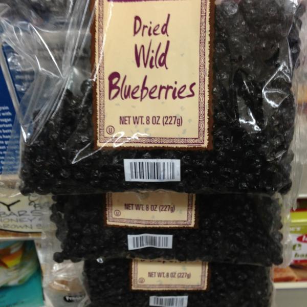 Photo taken at Trader Joe's by Jason B. on 2/6/2013-华盛顿 西雅图年安妮女王大道北1916(西浮雕街) Photo taken at Trader Joe's by Jason B. on 2/6/2013