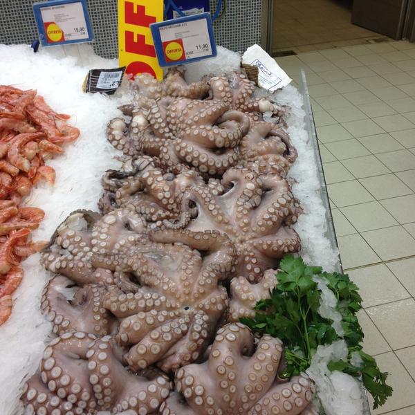 Photo taken at Auchan by Inga R. on 5/8/2013-意大利威尼托布索伦戈费尔里那 Photo taken at Auchan by Inga R. on 5/8/2013