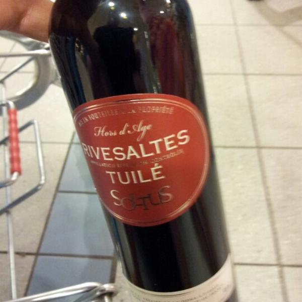 Photo taken at Albert Heijn XL by Chris M. on 8/11/2012-荷兰南荷兰省莱岑丹锦带路48号 Photo taken at Albert Heijn XL by Chris M. on 8/11/2012