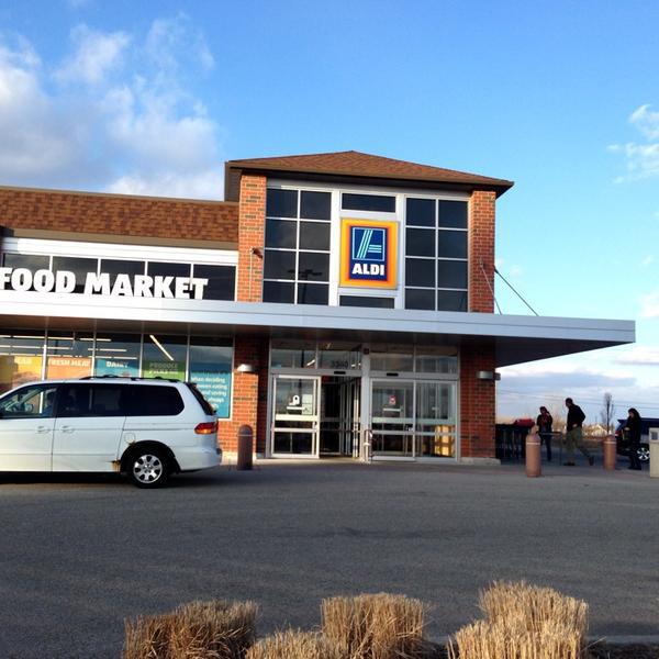 Photo taken at Aldi by Lina on 3/23/2014