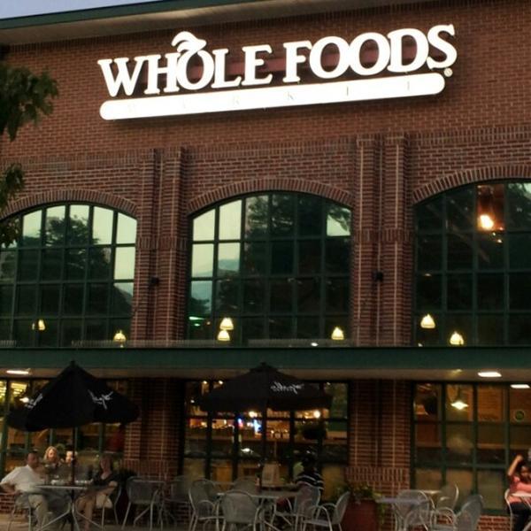 Photo taken at Whole Foods Market by Stylenu B. on 8/27/2012-佐治亚州亚特兰大650庞塞·德莱昂大道东北650 Photo taken at Whole Foods Market by Stylenu B. on 8/27/2012