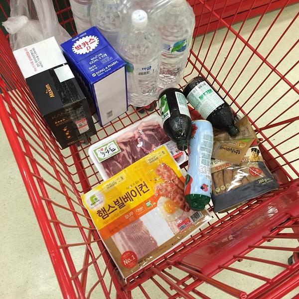 Photo taken at 홈플러스 (Home plus) by RubyOn I. on 2/17/2014-首尔市阳川区木洞西路170号 Photo taken at 홈플러스 (Home plus) by RubyOn I. on 2/17/2014