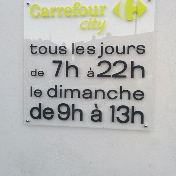 Carrefour 法国皮卡第蒙托邦拉拉克广场3号