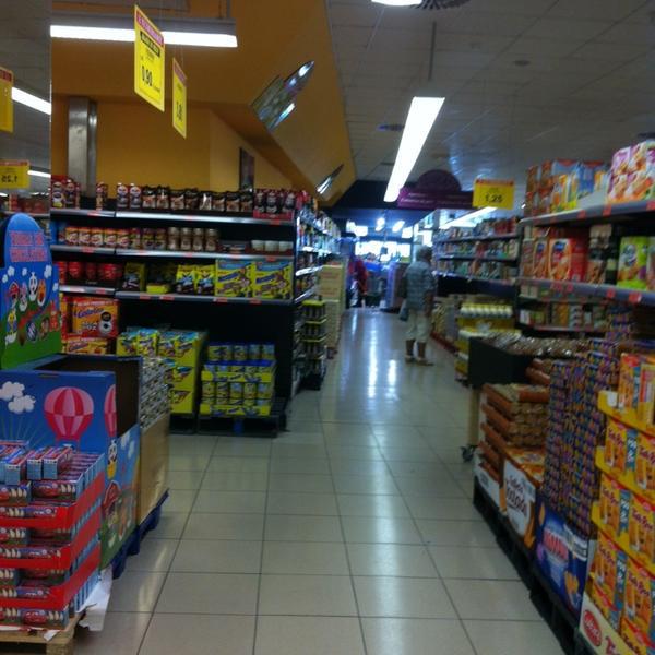 Photo taken at Mercadona by David on 5/22/2014