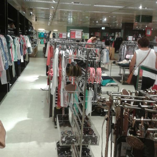 Photo taken at El Corte Inglés by Carlos F. on 7/19/2013-西班牙安达鲁西亚塞维利亚蒙托托路122-128 Photo taken at El Corte Inglés by Carlos F. on 7/19/2013