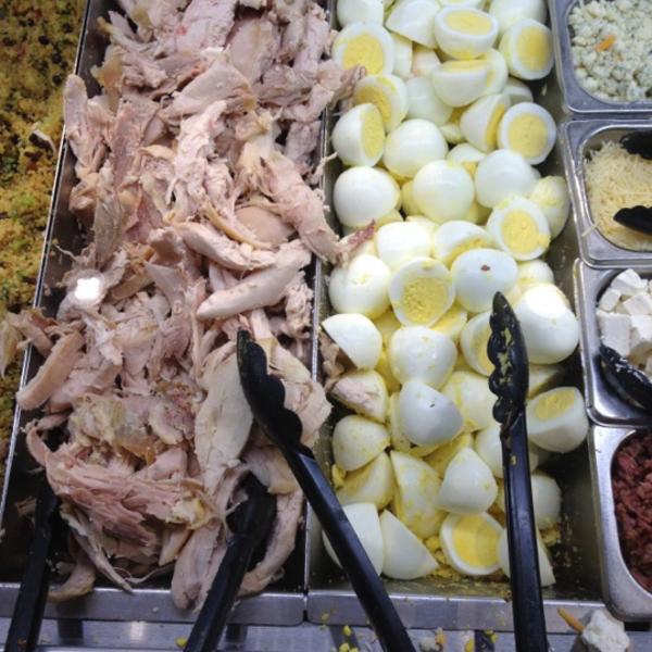 Photo taken at Whole Foods Market by James J. on 2/28/2012-伊利诺 芝加哥阿什兰大道3300(西学院街) Photo taken at Whole Foods Market by James J. on 2/28/2012