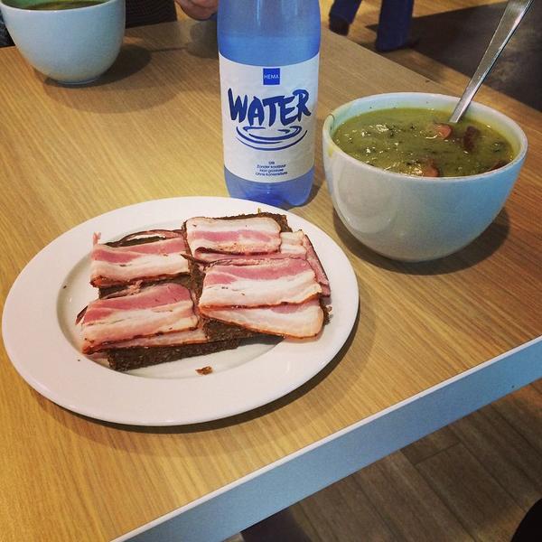 Photo taken at HEMA by Jeroen J. on 10/30/2014-荷兰南荷兰省鹿特丹市中心广场2号 Photo taken at HEMA by Jeroen J. on 10/30/2014